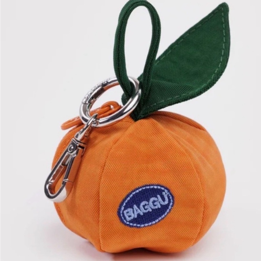 BAGGU Orange Citrus / mandarin Pouch with Green Leaf